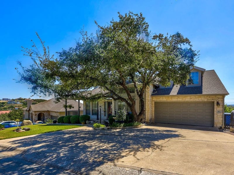 Virtual tour of 103 Paragon CT