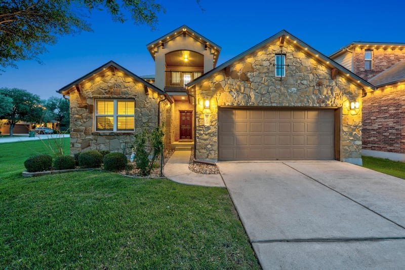 Virtual tour of 103 Walking Horse Way