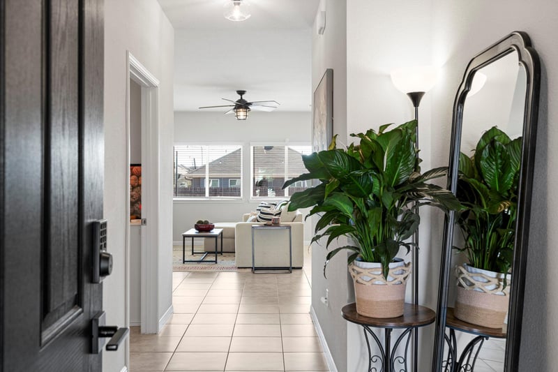 Virtual tour of 10305 Bankhead Dr