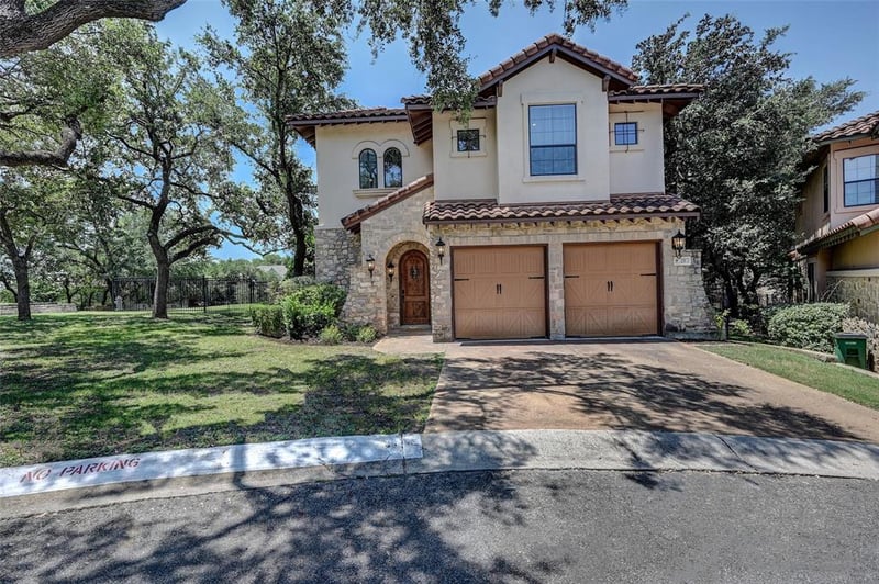 Virtual tour of 1036 Liberty Park DR Unit #25