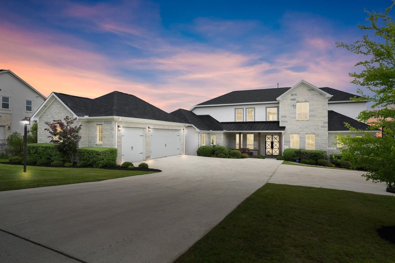 Virtual tour of 104 Lodestone CV