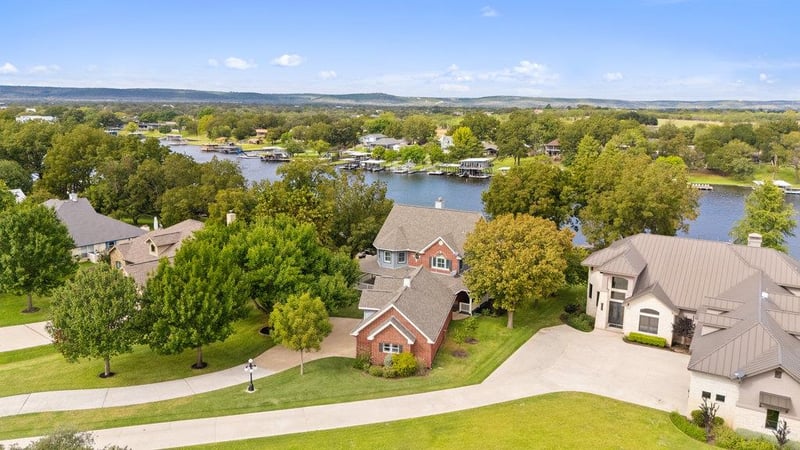 Virtual tour of 104 River Ranch RD