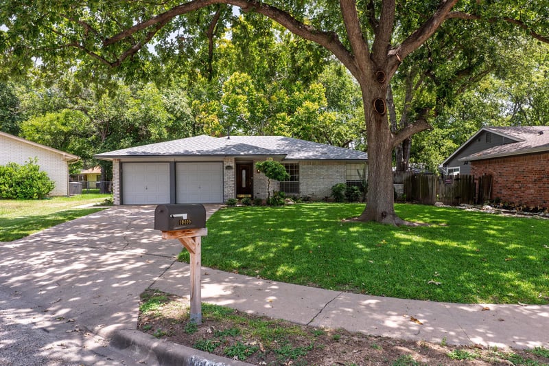 Virtual tour of 10405 Quail Ridge DR