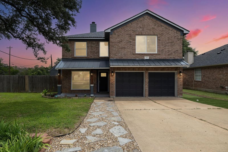 Virtual tour of 105 Bluejack PL