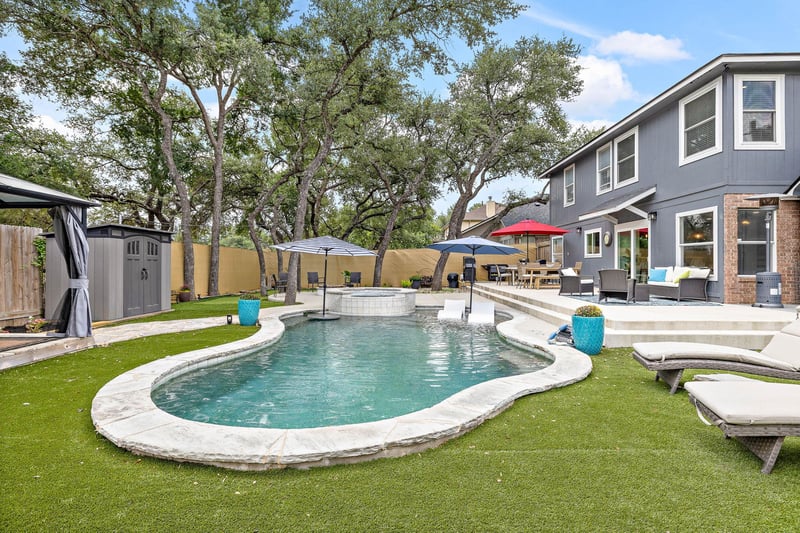 Virtual tour of 105 Bluejack PL