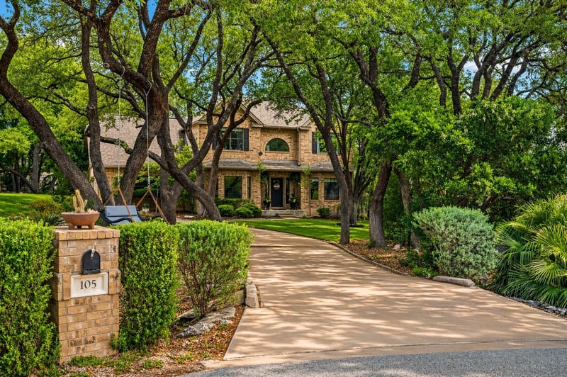 Virtual tour of 105 Mango Ct