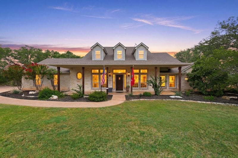 Virtual tour of 106 Double Horn TRL