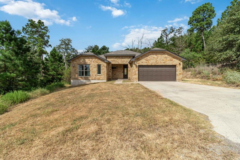 Virtual tour of 106 Kaapahu DR