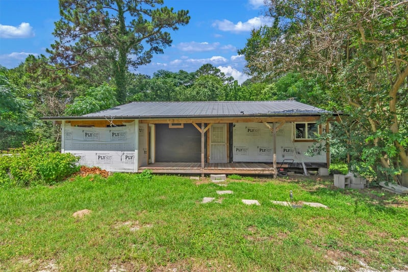 Virtual tour of 106 Quinton Allen DR