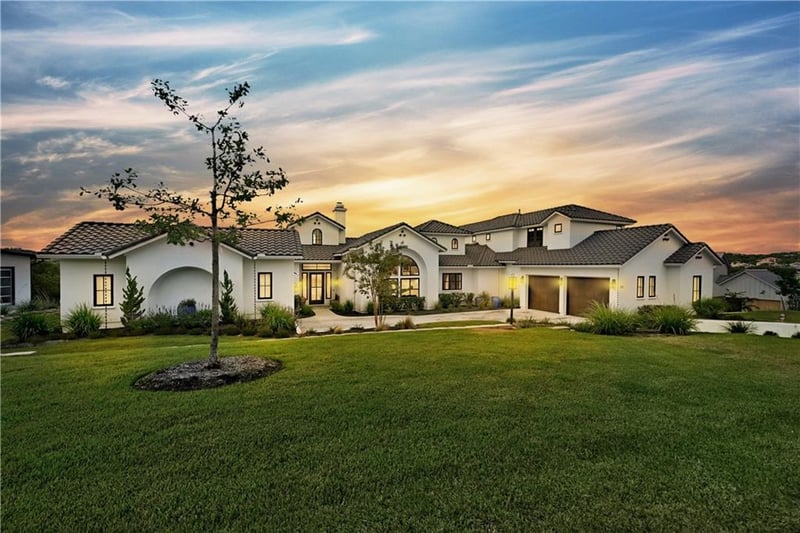 Virtual tour of 106 Stephanie LN