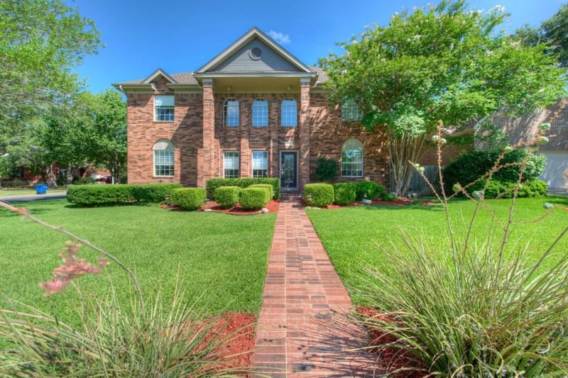 Virtual tour of 10600 Lynncrest Cv