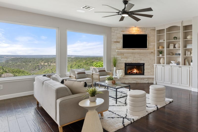 Virtual tour of 10601 Pointe View DR