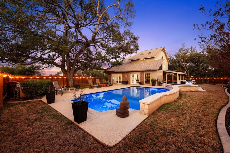 Virtual tour of 10601 Sans Souci PL