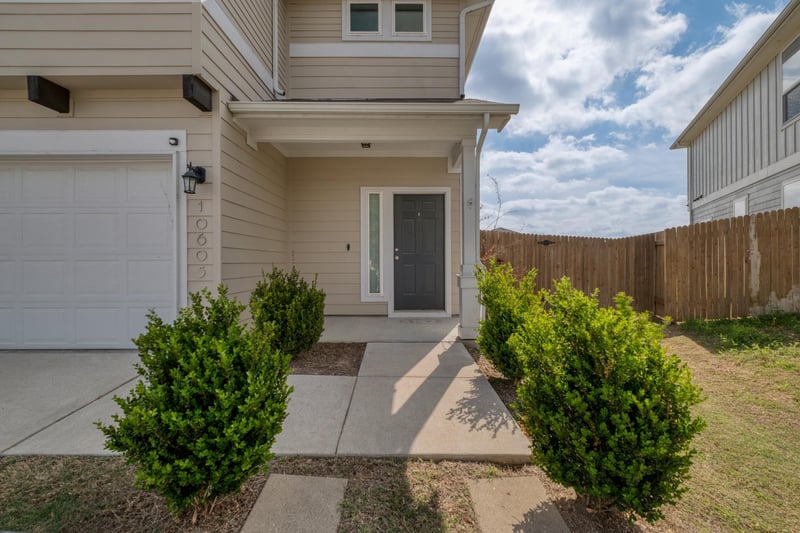 Virtual tour of 10605 Harwood Overlook CV
