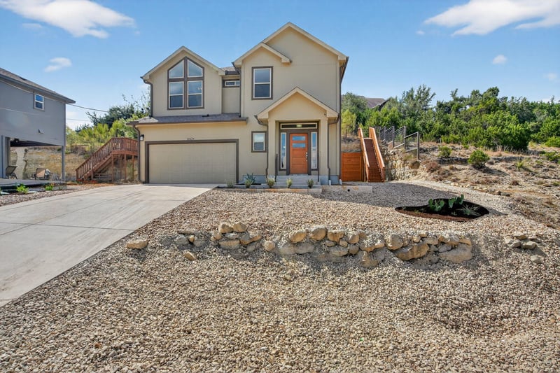 Virtual tour of 10624  Lake Park Dr