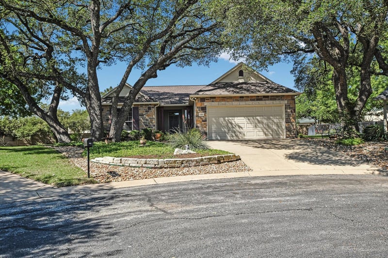 Virtual tour of 107 Columbine CT