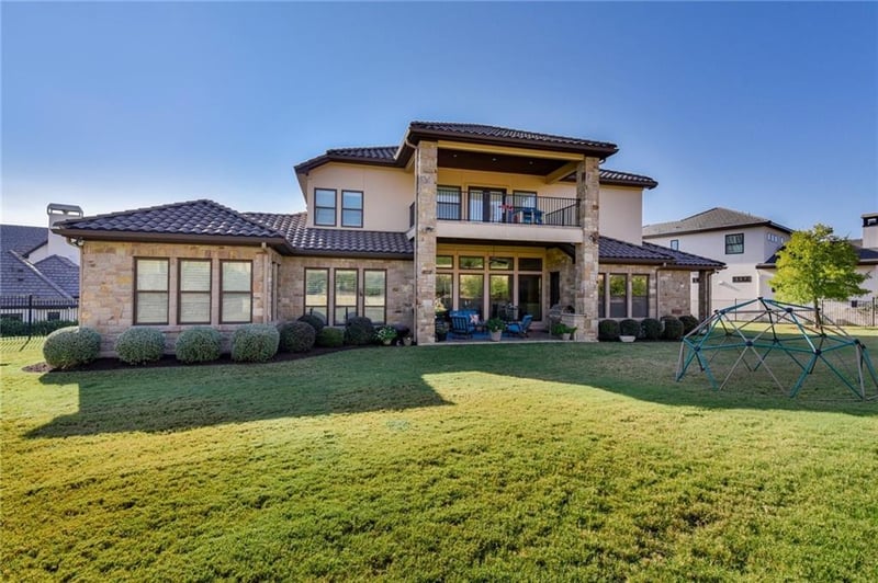 Virtual tour of 107 Pine Barrens CT