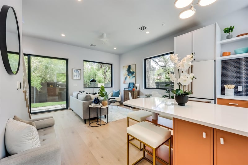 Virtual tour of 107 W Johanna St Unit #C