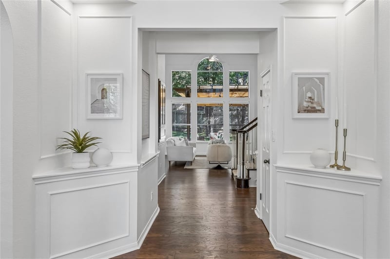 Virtual tour of 10701 Natick Ln