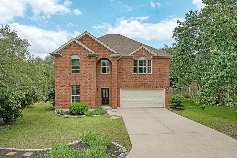 Virtual tour of 10701 Pinkney LN