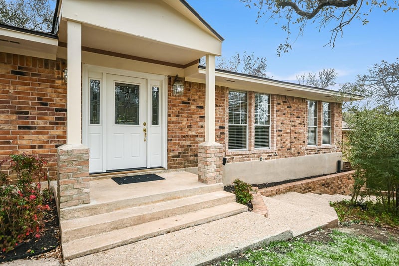 Virtual tour of 10709 Yucca DR
