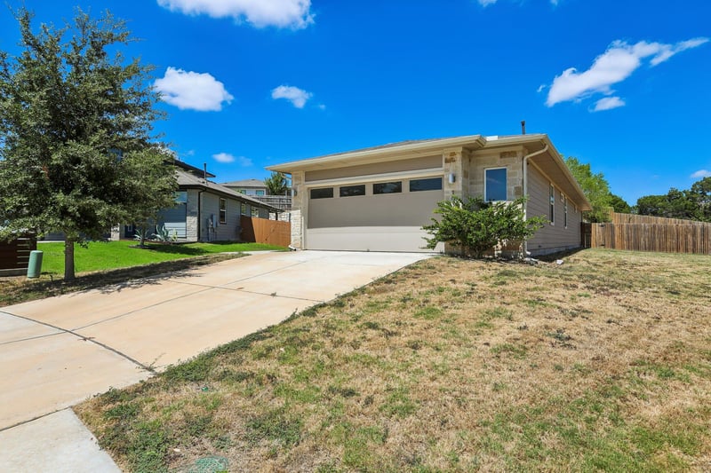 Virtual tour of 10724 Deaton LN