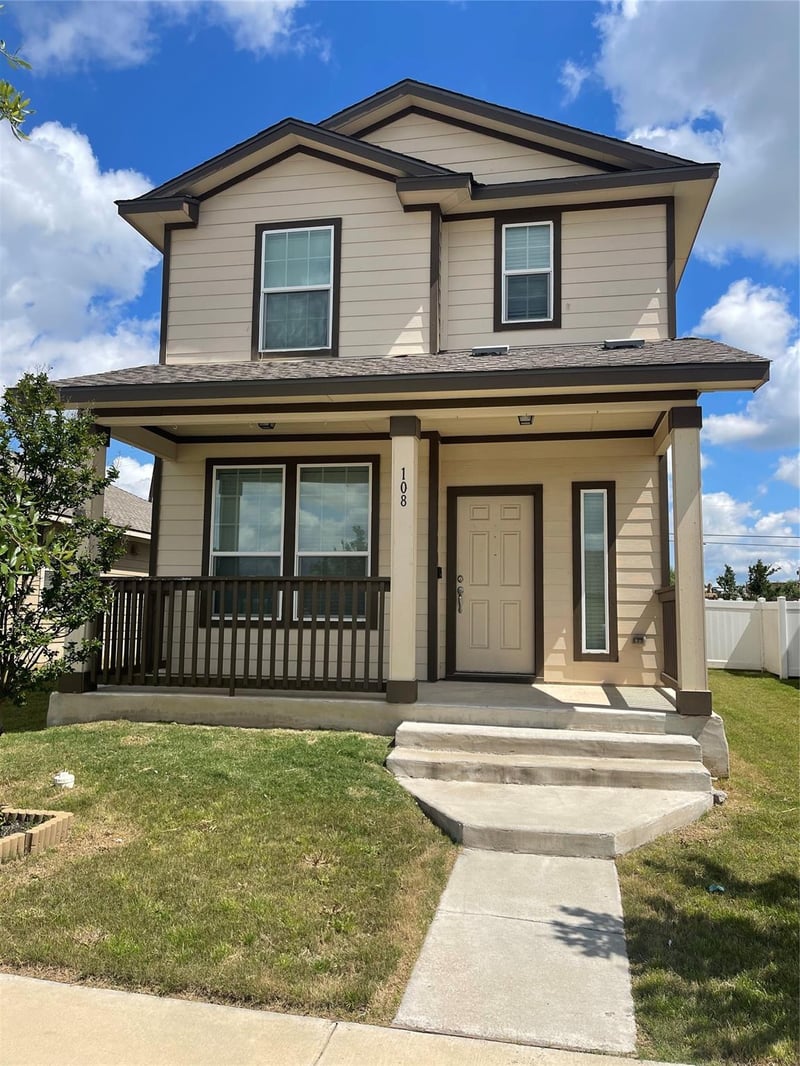 Virtual tour of 108 Cane River Rd