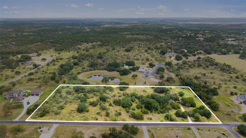 Virtual tour of 108 Cross Trl