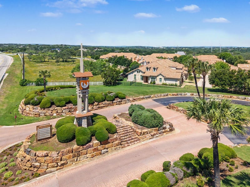 Virtual tour of 108 Milan CT