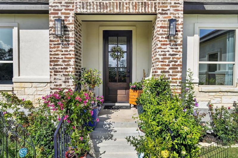 Virtual tour of 108 Monroe Upton CT