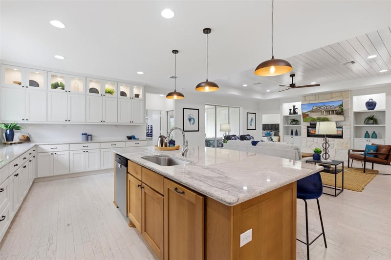 Virtual tour of 108 Orchard Park DR