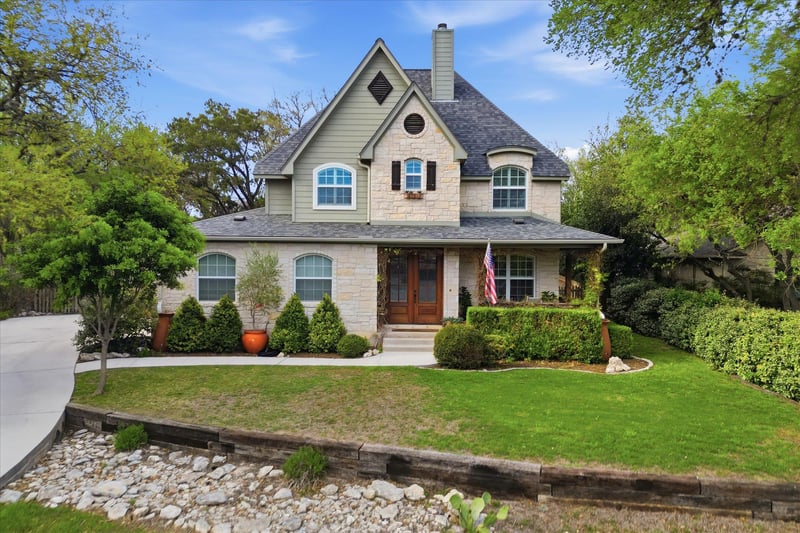 Virtual tour of 108 Quarry Crest CIR