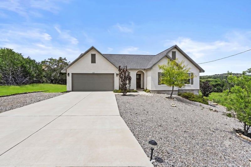 Virtual tour of 108 W Eli Chandler ST