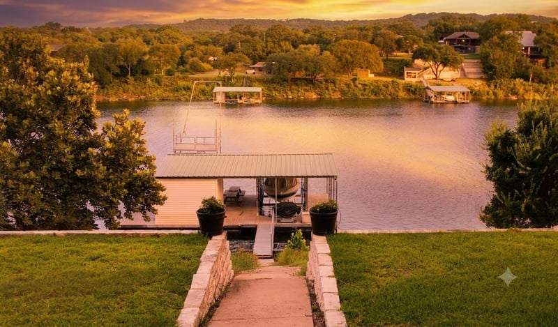 Virtual tour of 10802 Beach Rd