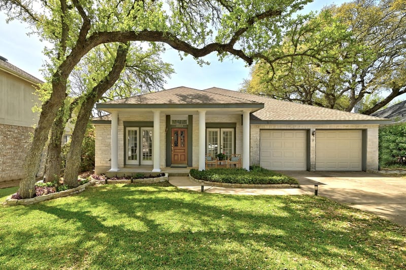 Virtual tour of 10803 Pinkney LN