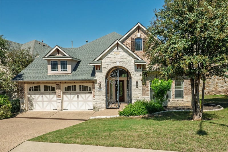 Virtual tour of 10804 Enclave Vista Cv