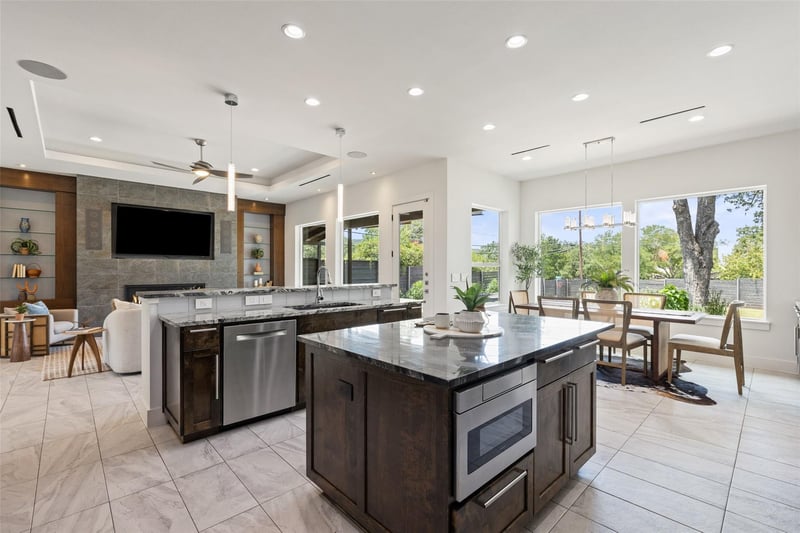 Virtual tour of 10804 Rush RD Unit #2