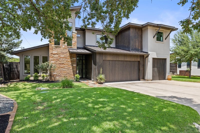 Virtual tour of 10804 Rush RD Unit #2