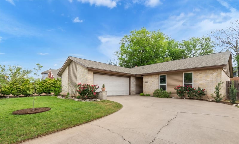 Virtual tour of 10809 Parkfield DR