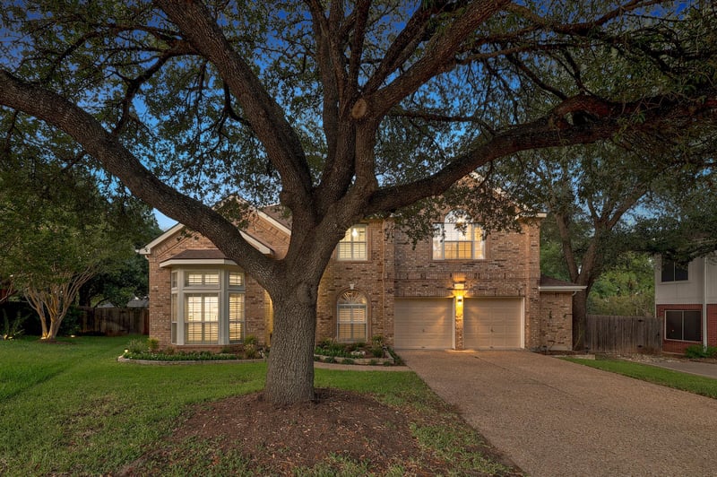 Virtual tour of 10810 Pinkney Ln