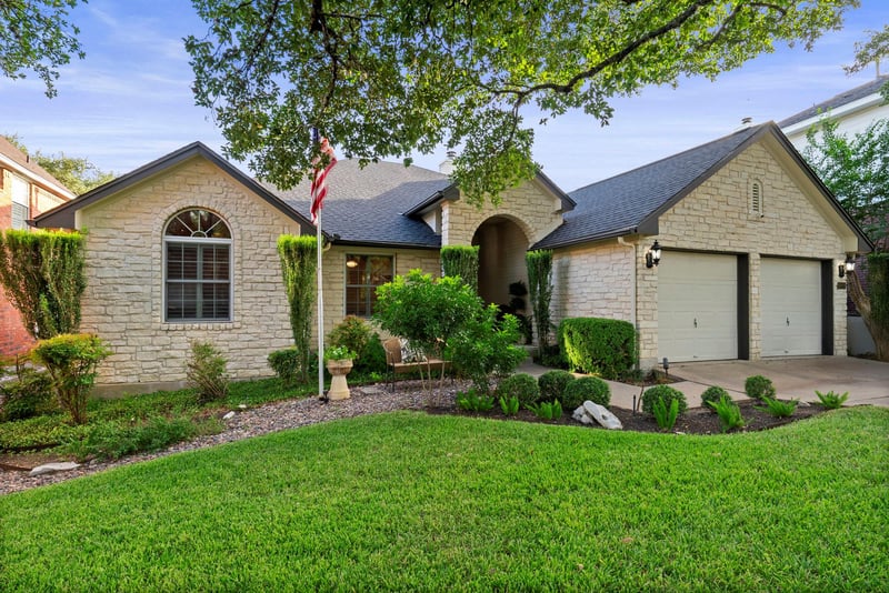 Virtual tour of 10839 Redmond RD