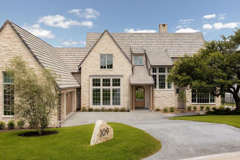Virtual tour of 109 Delayne DR