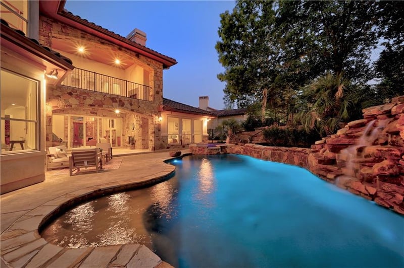 Virtual tour of 109 Golden Bear CV