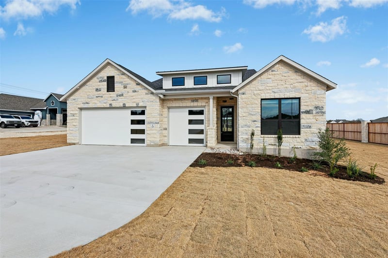 Virtual tour of 109 McNaughton Dr