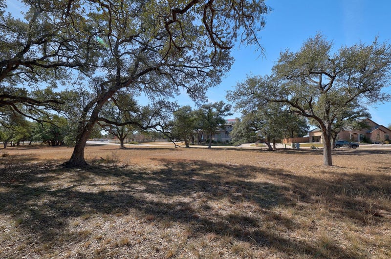 Virtual tour of 10913 Vista Heights Dr