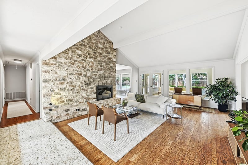 Virtual tour of 10923 Preston Trails DR