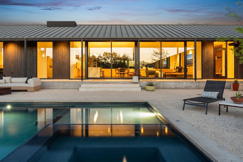 Virtual tour of 10982 Long Branch Dr