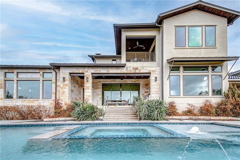 Virtual tour of 110 Bisset CT