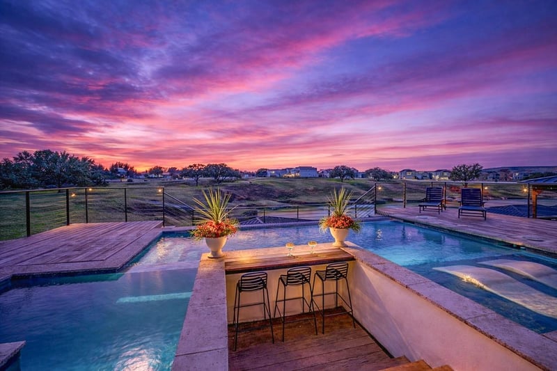 Virtual tour of 110 Clearwater DR