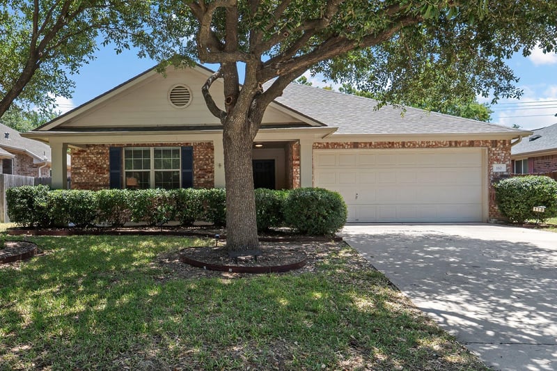 Virtual tour of 110 Walnut Creek DR